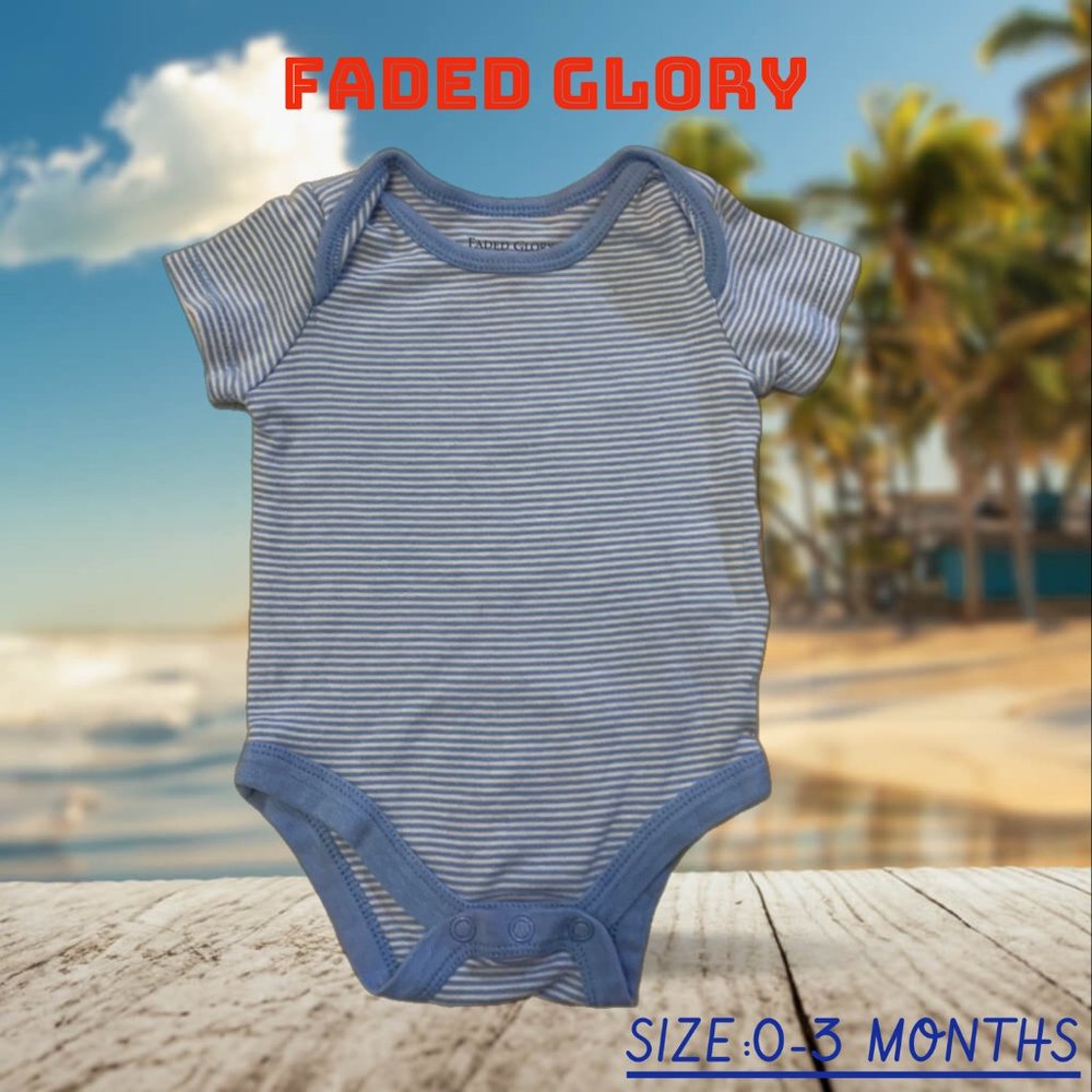 PADED GLORY BABY ONE PIECE BODY SUIT WITH BLUE LINES FOR MODERN LOOK SIZE (0-3M)